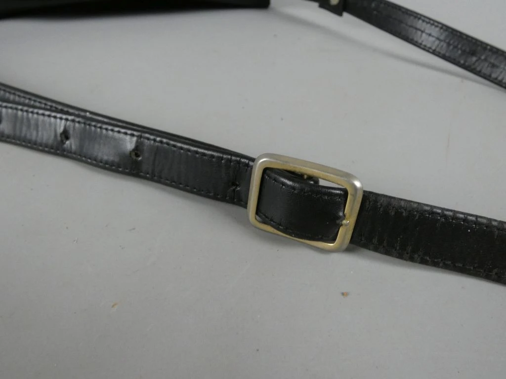 Longchamp zwarte schoudertas met goudkleurig logo - foto 14