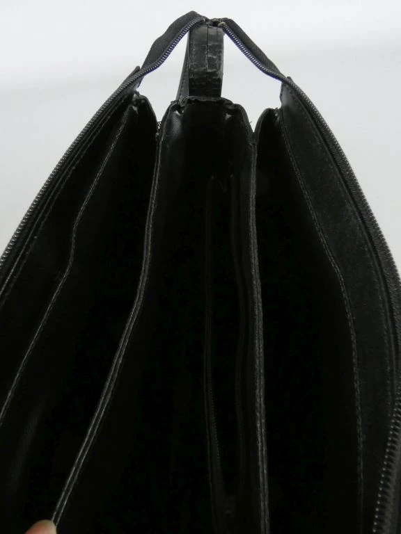Longchamp zwarte schoudertas met goudkleurig logo - foto 12