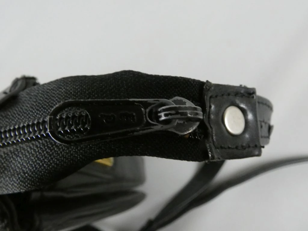 Longchamp zwarte schoudertas met goudkleurig logo - foto 13