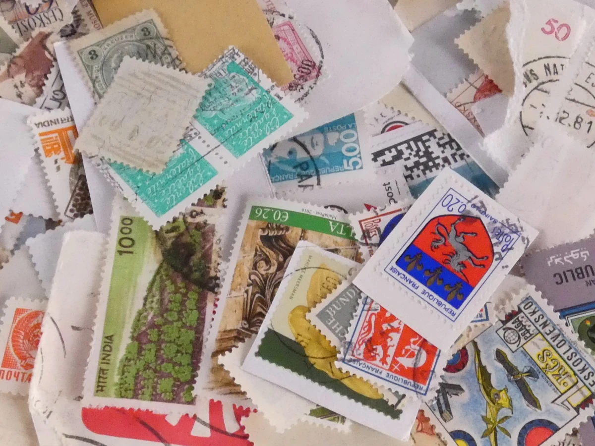 Filatelistisch lot: postzegels en album - foto 6