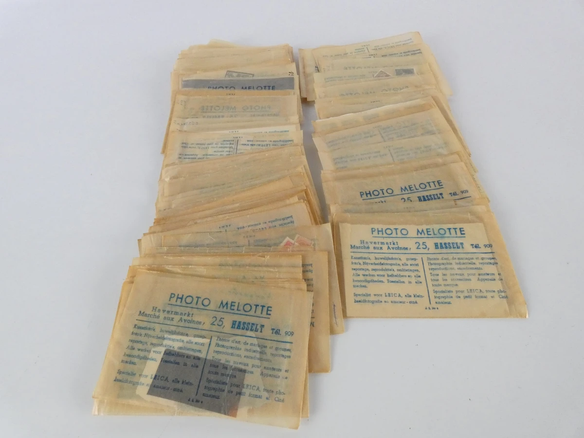 Filatelistisch lot: postzegels en album - foto 11
