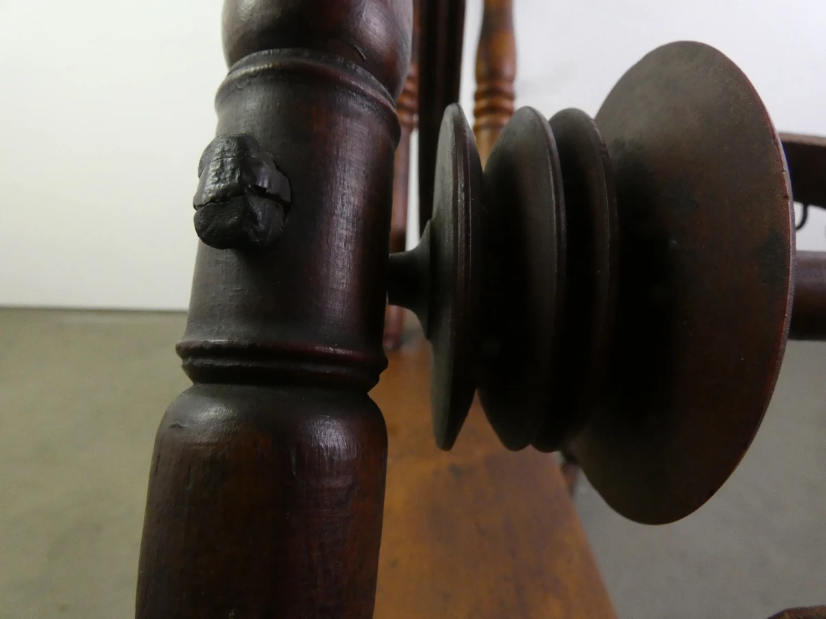 Oud Canadees Productie-Spinnewiel (CPW) – Philias Cadorette - foto 7