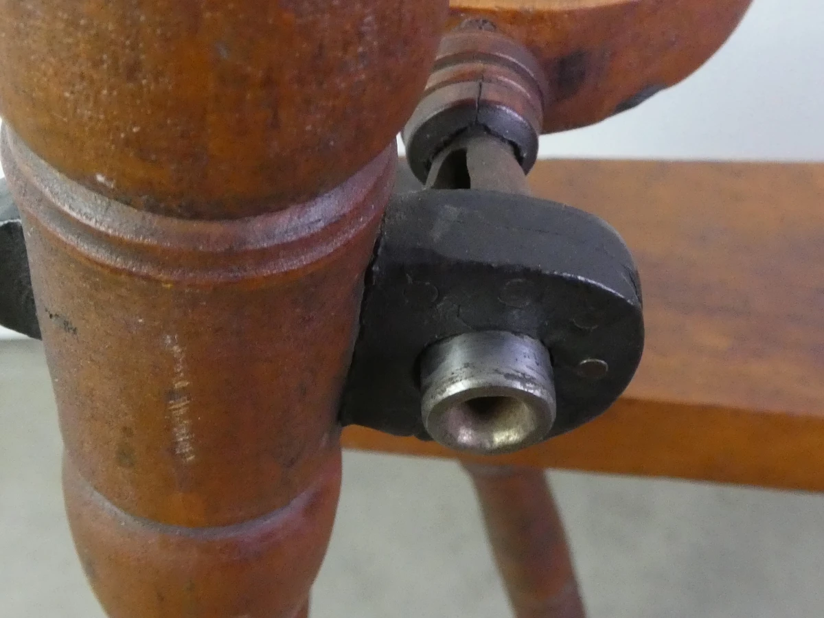 Oud Canadees Productie-Spinnewiel (CPW) – Philias Cadorette - foto 24