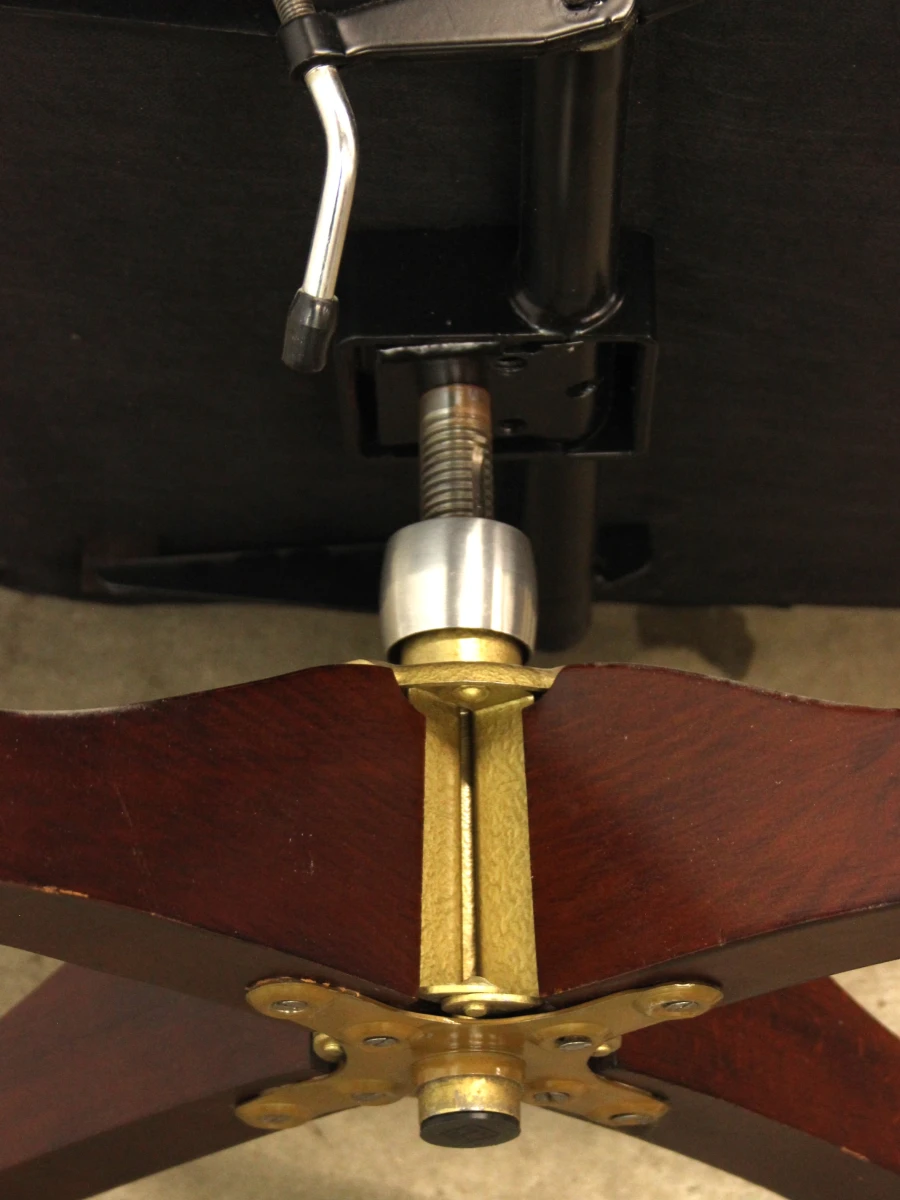 Karaktervolle Chesterfield-bureaustoel met vintage uitstraling - foto 10
