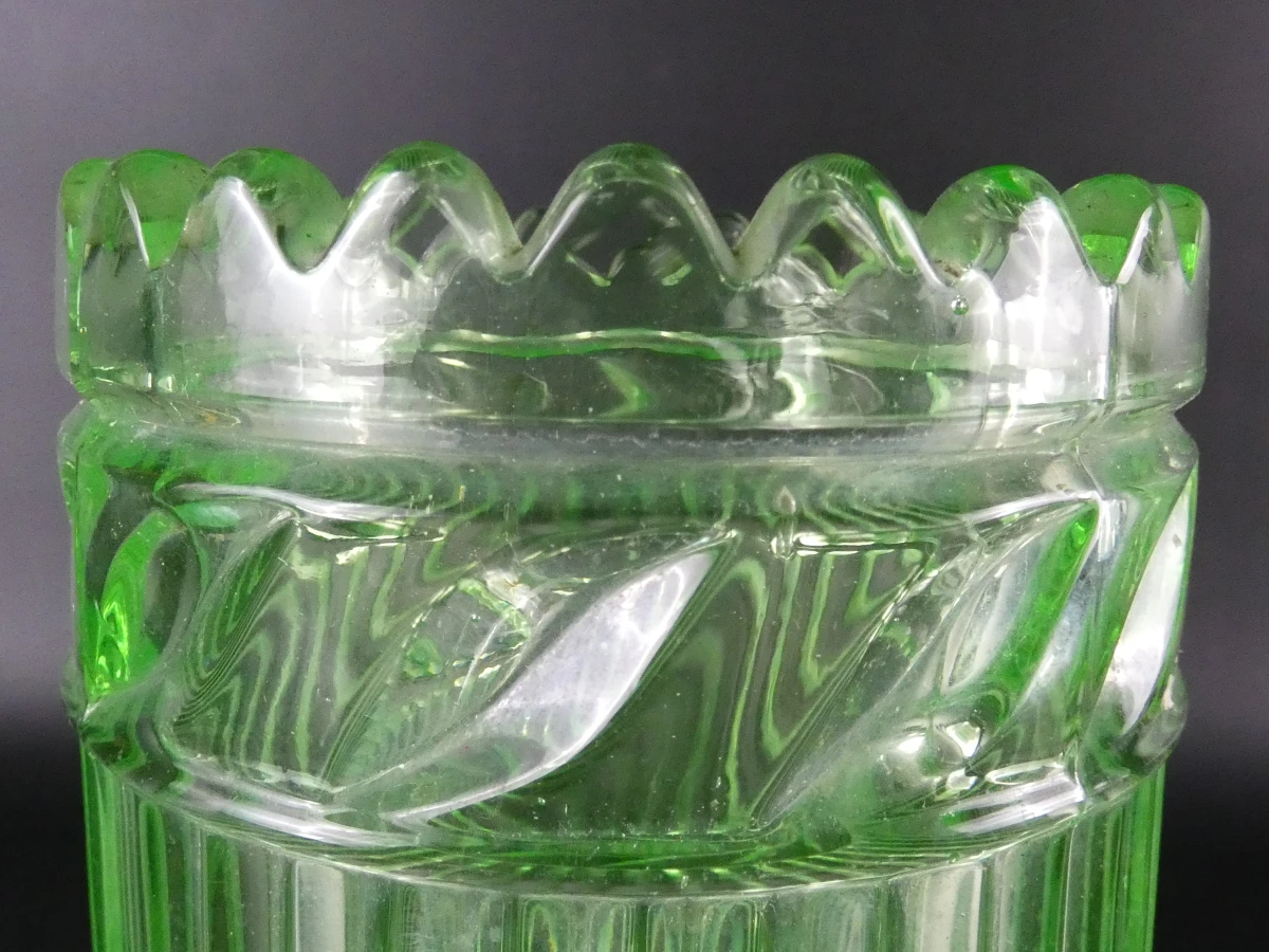 Prachtige Art Deco Uraniumglas 'Celery' Vaas – Bagley 'Carnival' (ca. 1938) - foto 6