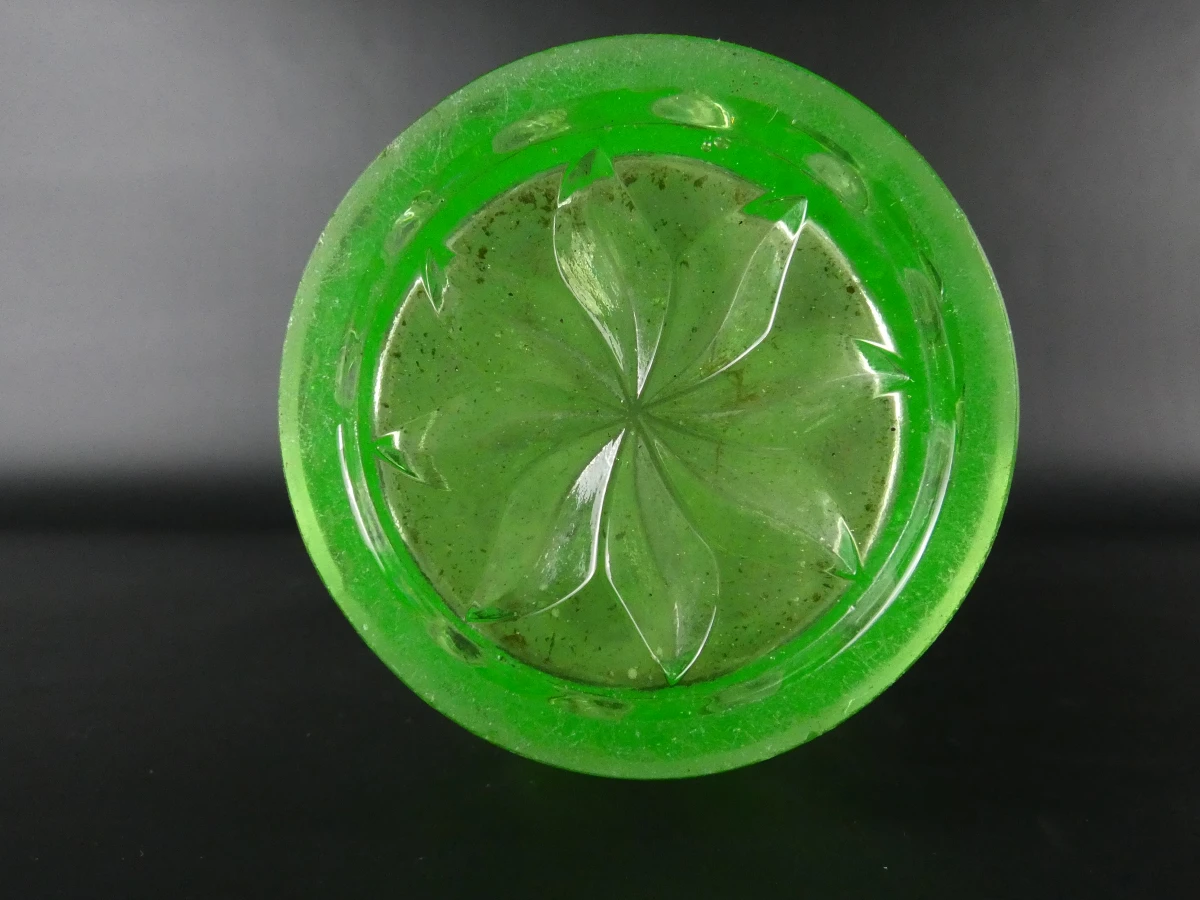 Prachtige Art Deco Uraniumglas 'Celery' Vaas – Bagley 'Carnival' (ca. 1938) - foto 9