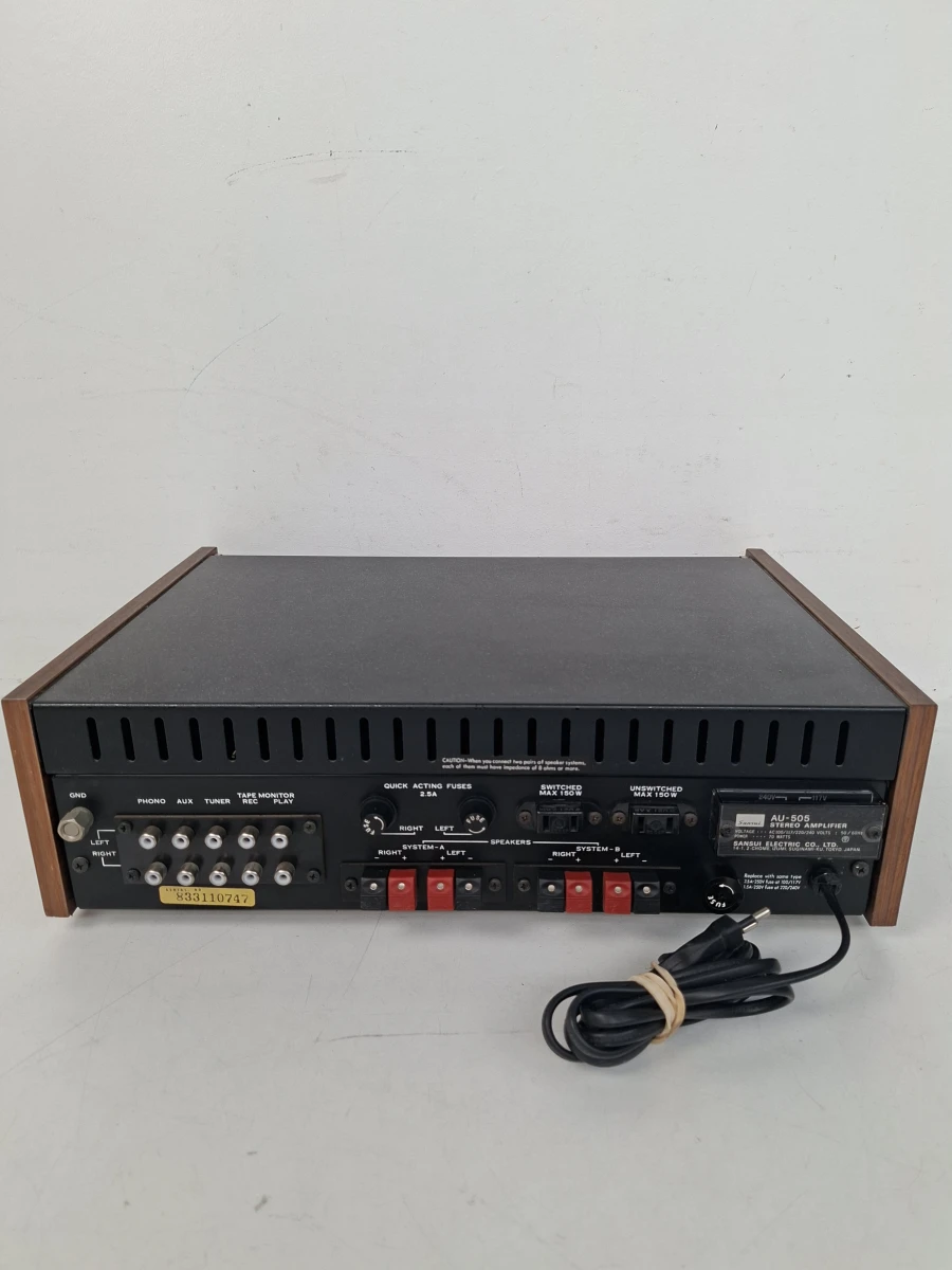 Prachtige Vintage Sansui AU-505 Solid-State Stereo Versterker – Klassieke High-End Audio! - foto 3