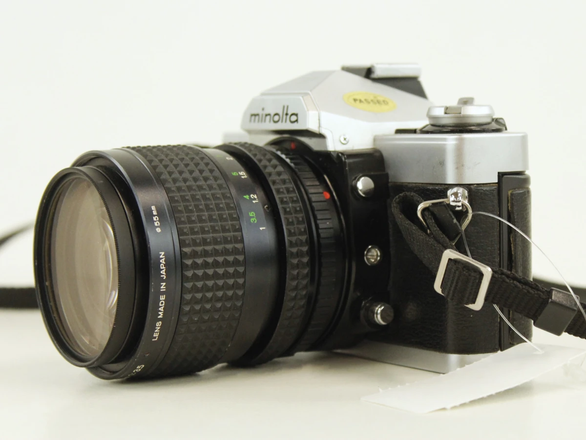 Minolta XG-9 35mm SLR met MD Zoom Rokkor 35-70mm f/3.5 & Hoya UV-filter - foto 3