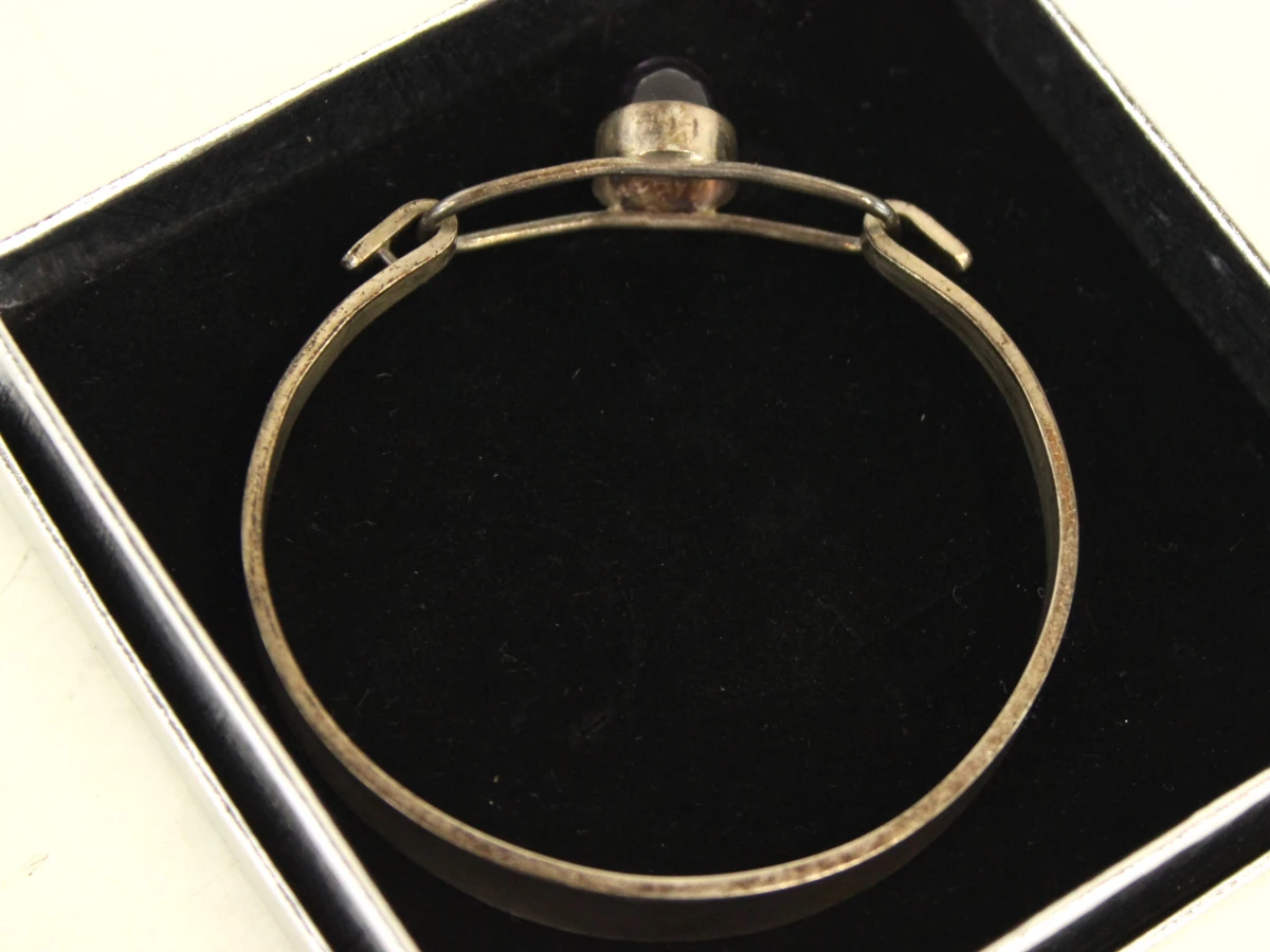 Modernistische armband in .835 zilver met paarse cabochon - foto 3
