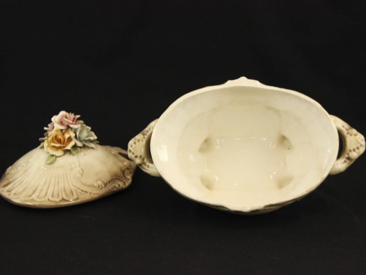Italiaans keramisch soepservies in Capodimonte-/Bassano-stijl - foto 9