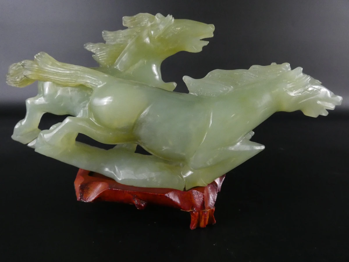 Decoratieve paardjes in Jade achtige steen - foto 2
