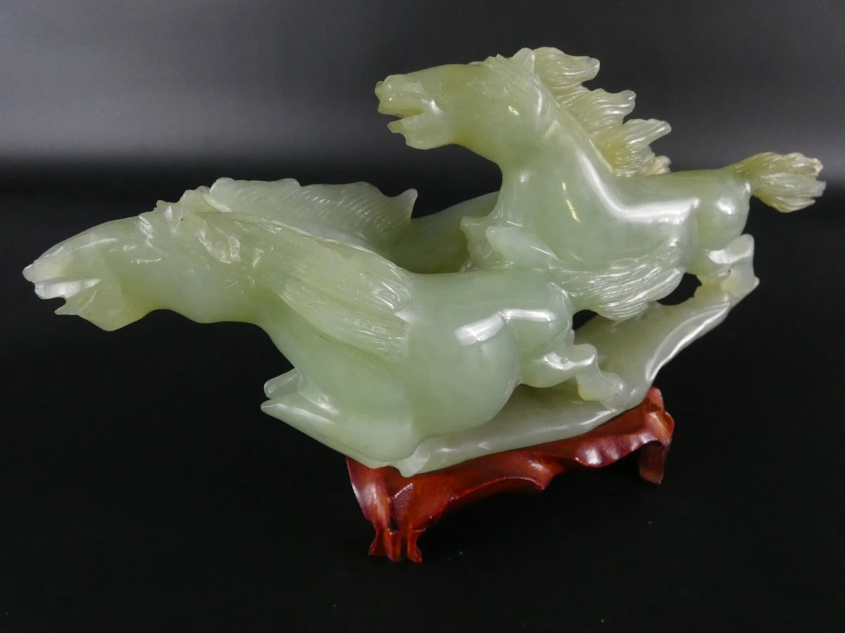 Decoratieve paardjes in Jade achtige steen - foto 3