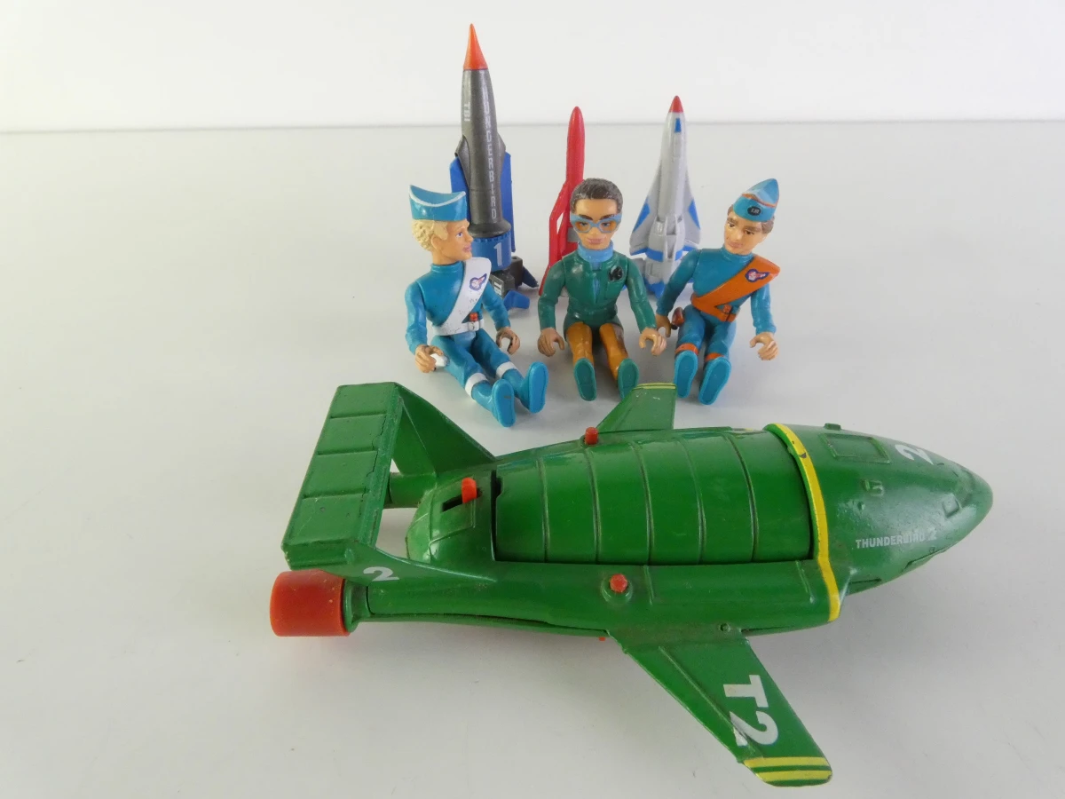 Vintage Thunderbirds Lot (1992 Matchbox & 2004 WT Ventura) – Voertuigen & Figuren - foto 14