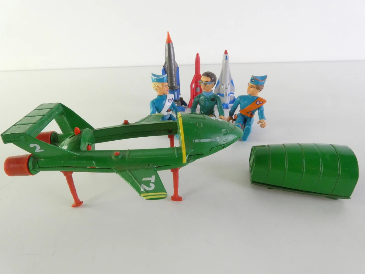 Vintage Thunderbirds Lot (1992 Matchbox & 2004 WT Ventura) – Voertuigen & Figuren - foto 15