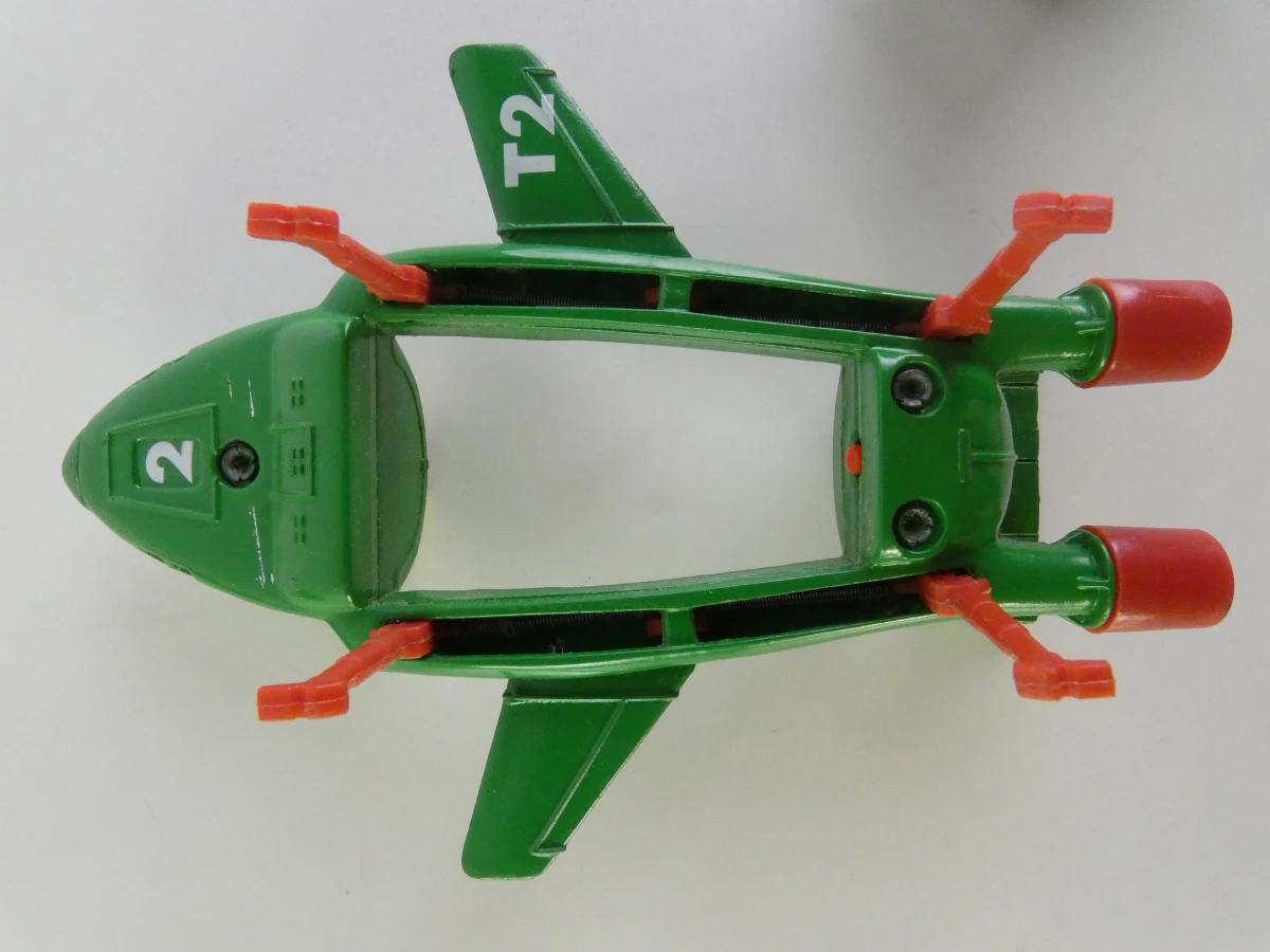 Vintage Thunderbirds Lot (1992 Matchbox & 2004 WT Ventura) – Voertuigen & Figuren - foto 16
