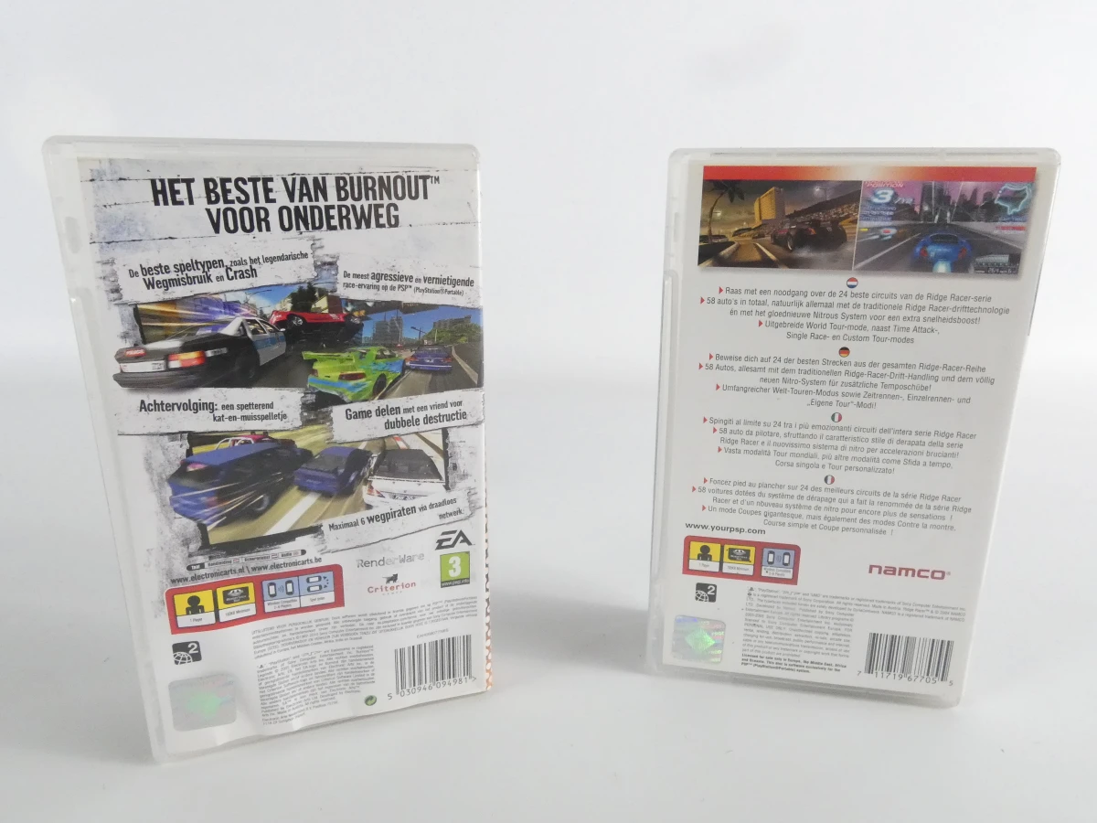 Set van 6 PSP-spellen met hoes en handleiding - foto 10