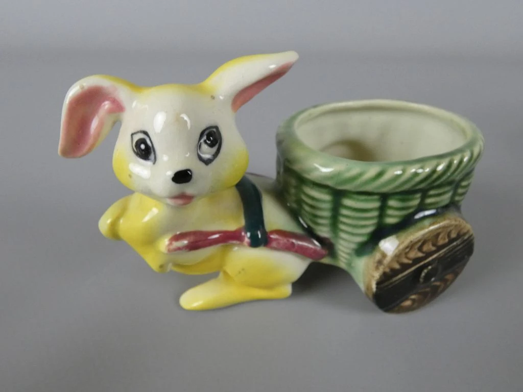 Set van drie vintage keramische konijntjes met karretjes - foto 4