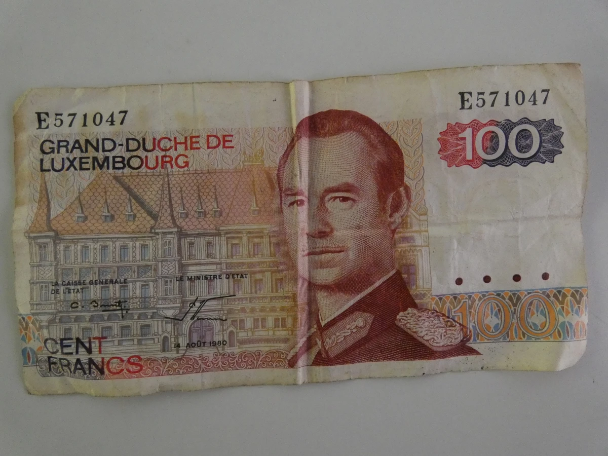 Verzameling oude buitenlandse bankbiljetten - foto 6