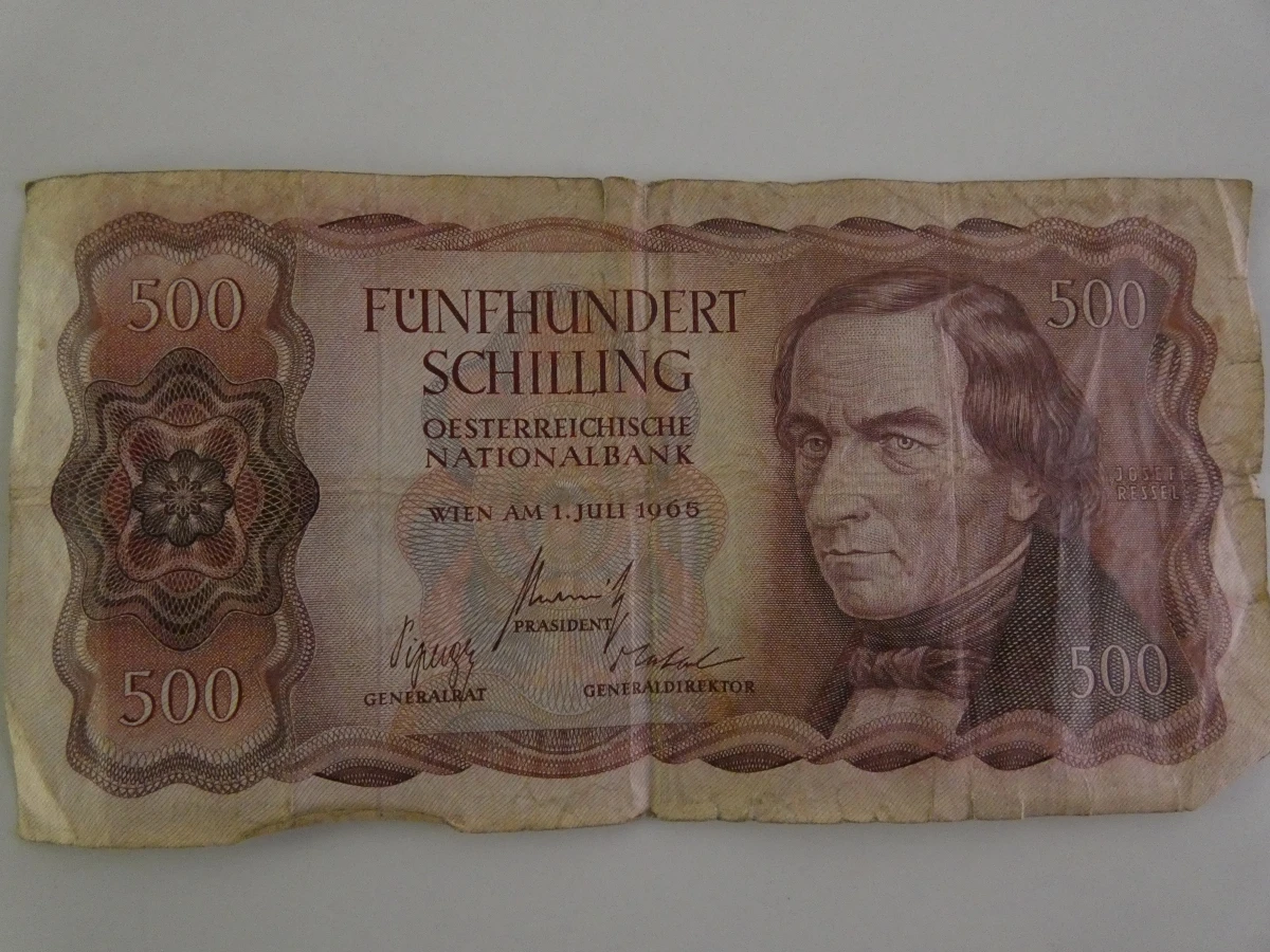 Verzameling oude buitenlandse bankbiljetten - foto 7