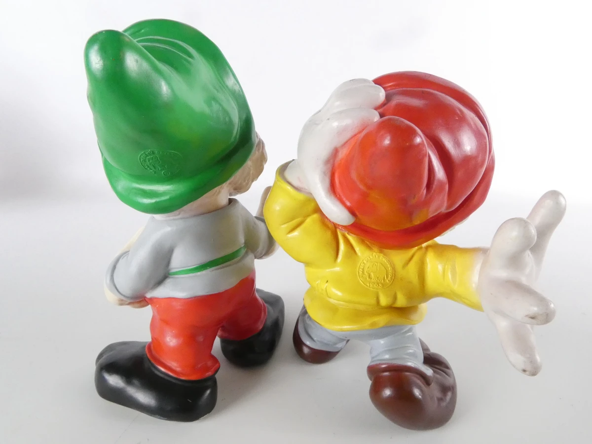 Vintage lot van 11 kunststof figuren - foto 11