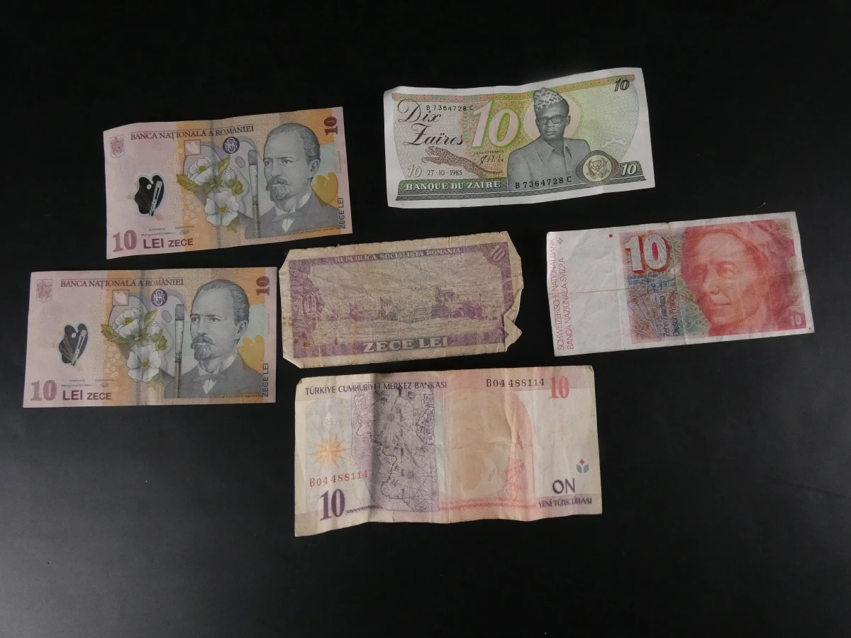Verzameling oude buitenlandse bankbiljetten - foto 6