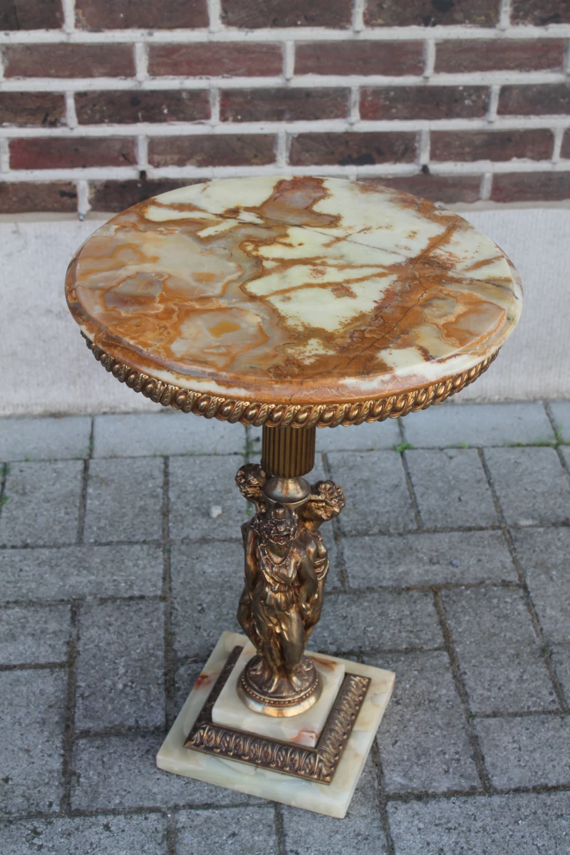 Antieke lamp met marmeren tafeltje en klassieke figuren - foto 8
