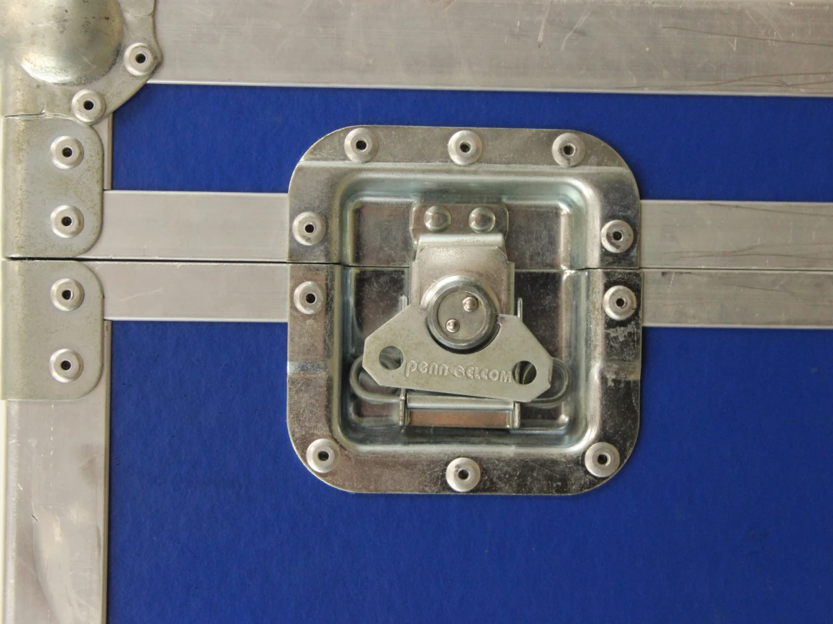 Grote professionele flightcase / transportkoffer op wielen - foto 4