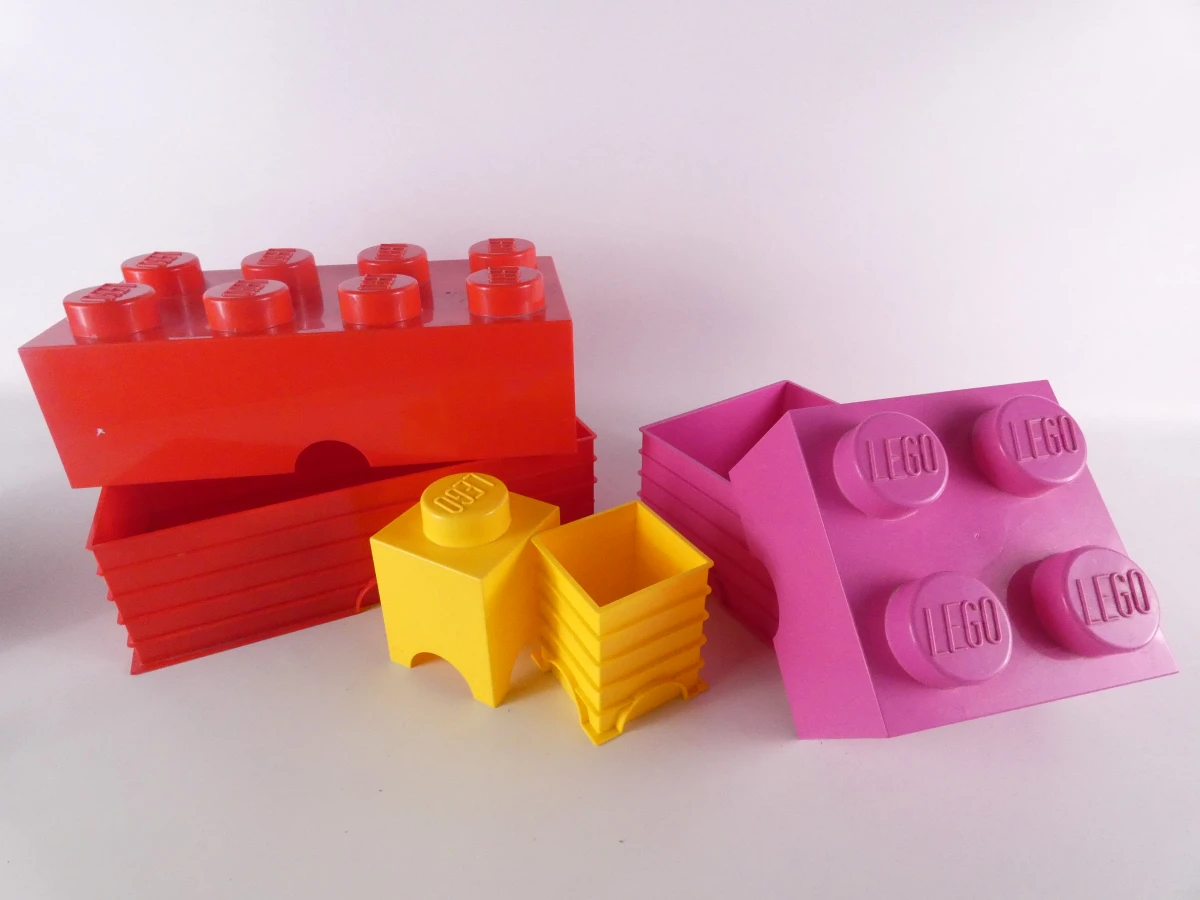 LEGO verzameling – Skatepark, Piratenvlot, Paradisa strandset & 3 grote opbergdozen - foto 3