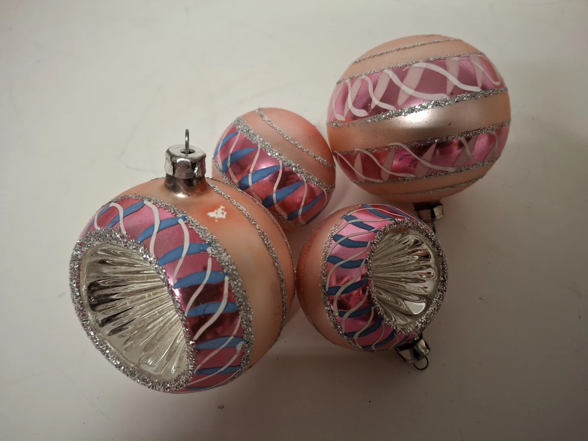 Lot 3 Kerstballen Roze - foto 3