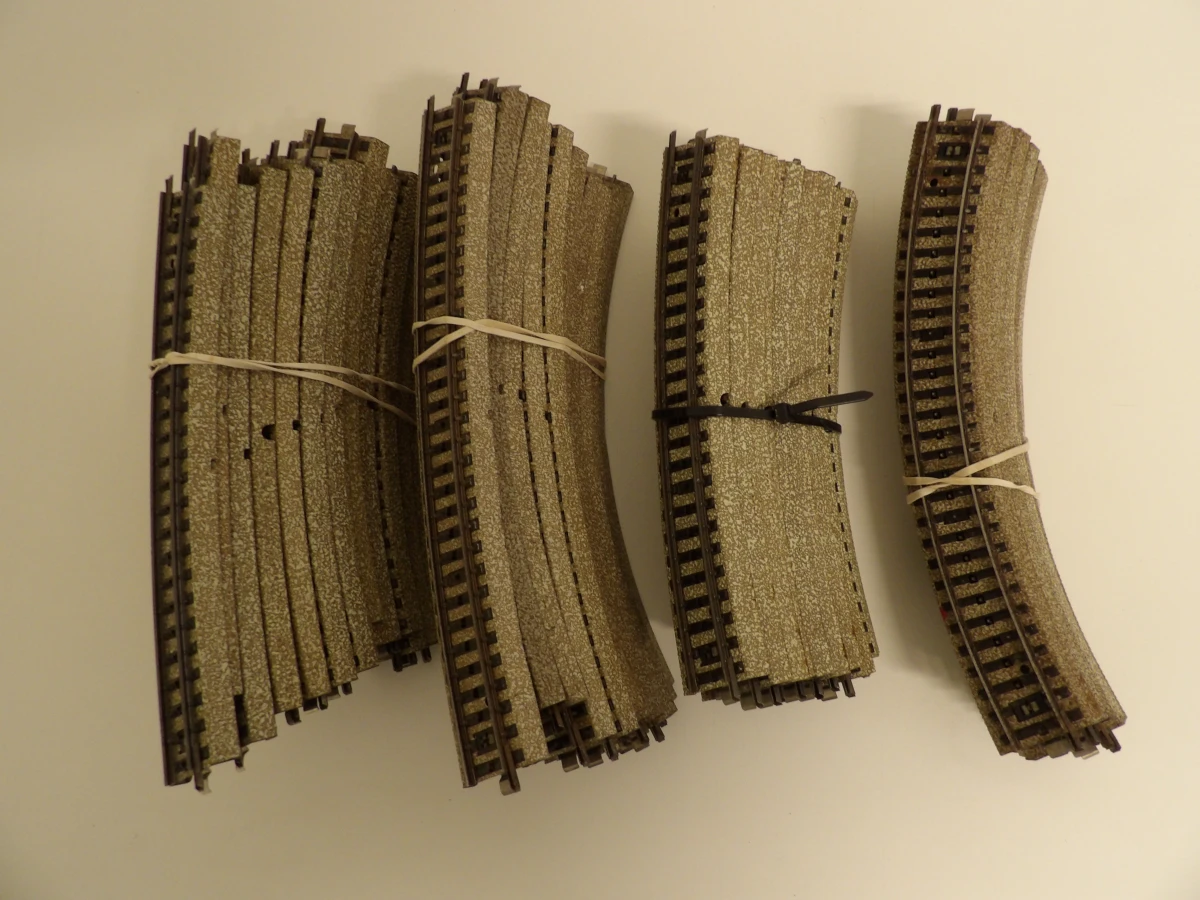 Grote verzameling Märklin modeltreinrails (ca. 167 stuks) - foto 3