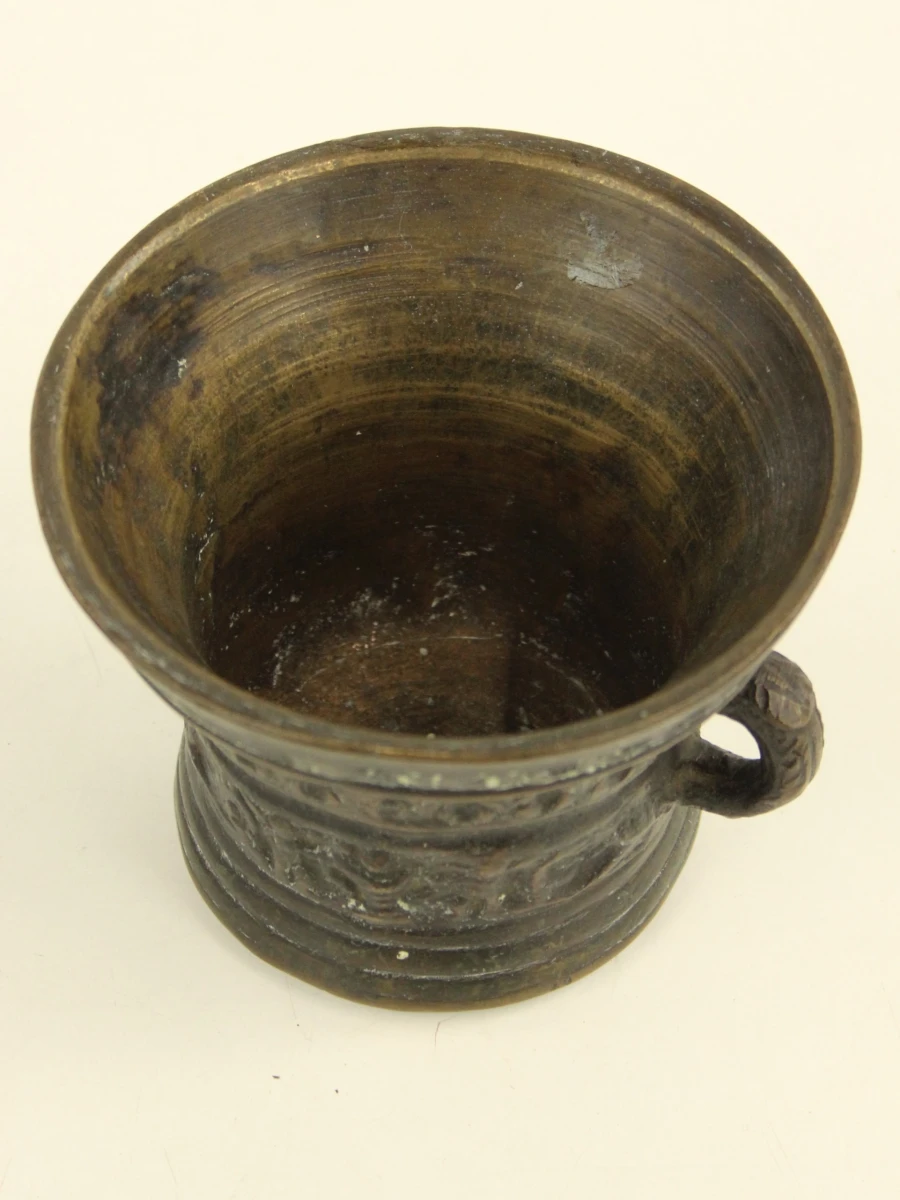 Set van 4 zware bronzen verzamelobjecten – Gotisch & Renaissance stijl - foto 5