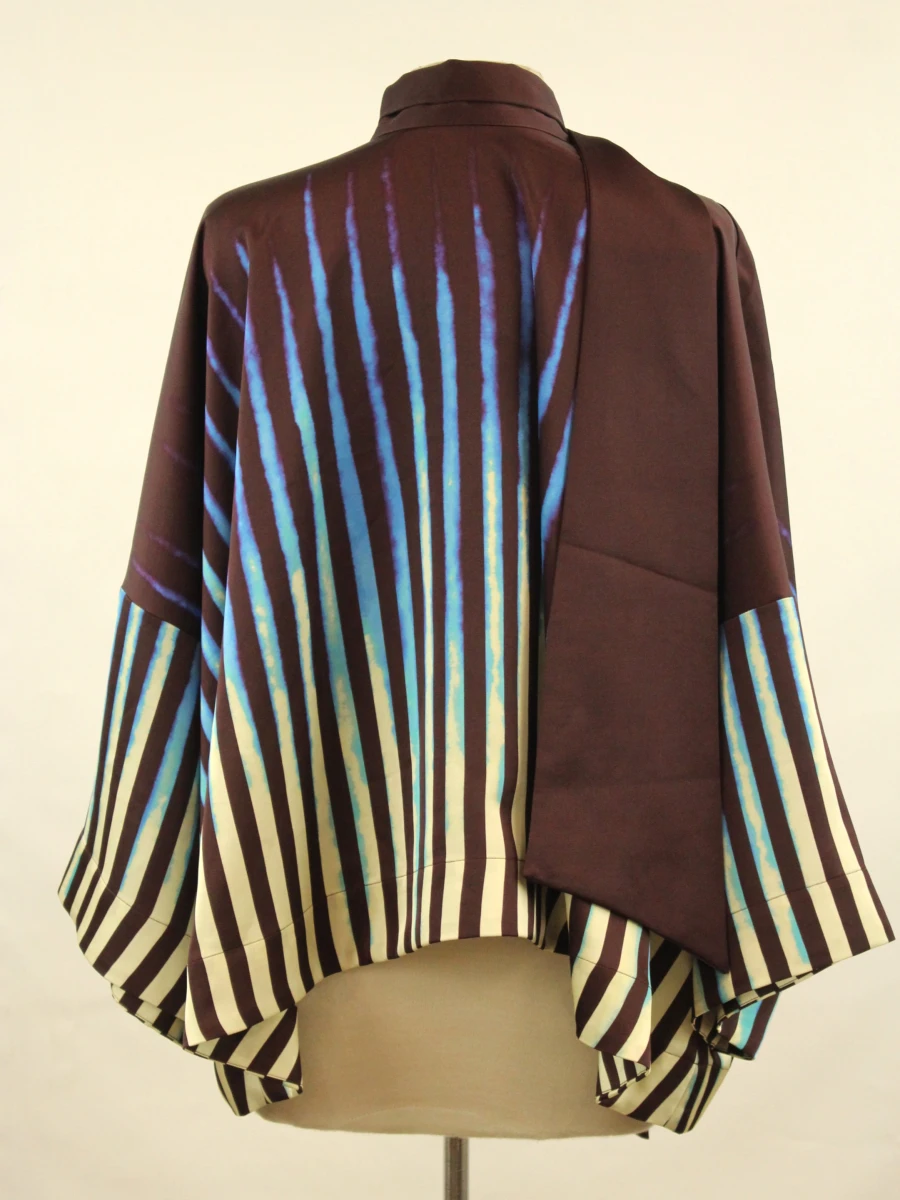 ESSENTIEL ANTWERP - Prachtige oversized blouse met kleurrijke print en sjaalkraag - foto 7