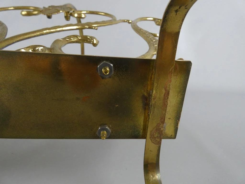 Metalen sierlijke krantenhouder met handvat - foto 5