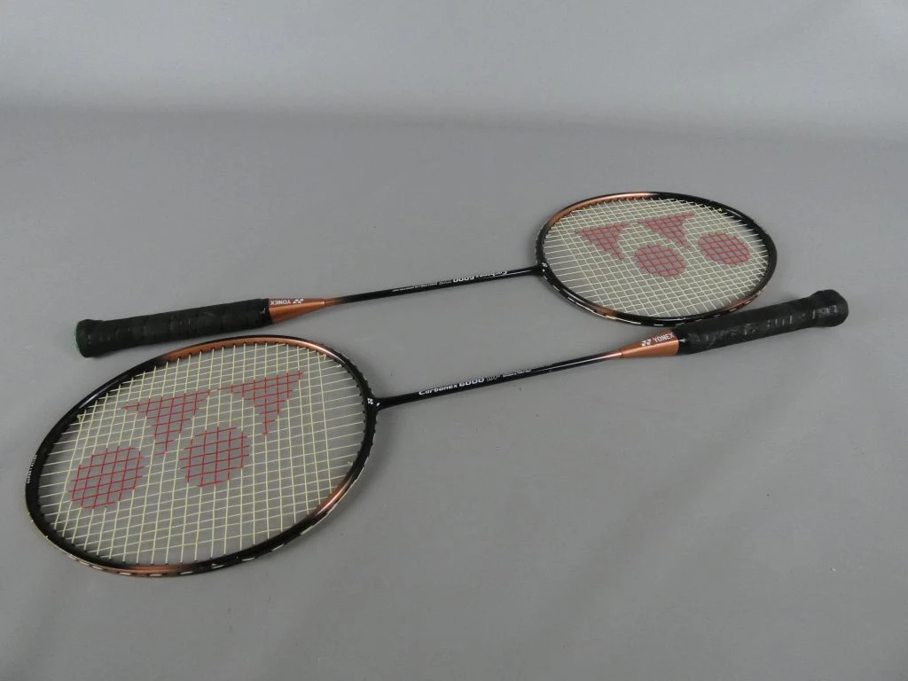 Set van 2 Yonex Carbonex 6000 DF badmintonrackets - foto 2