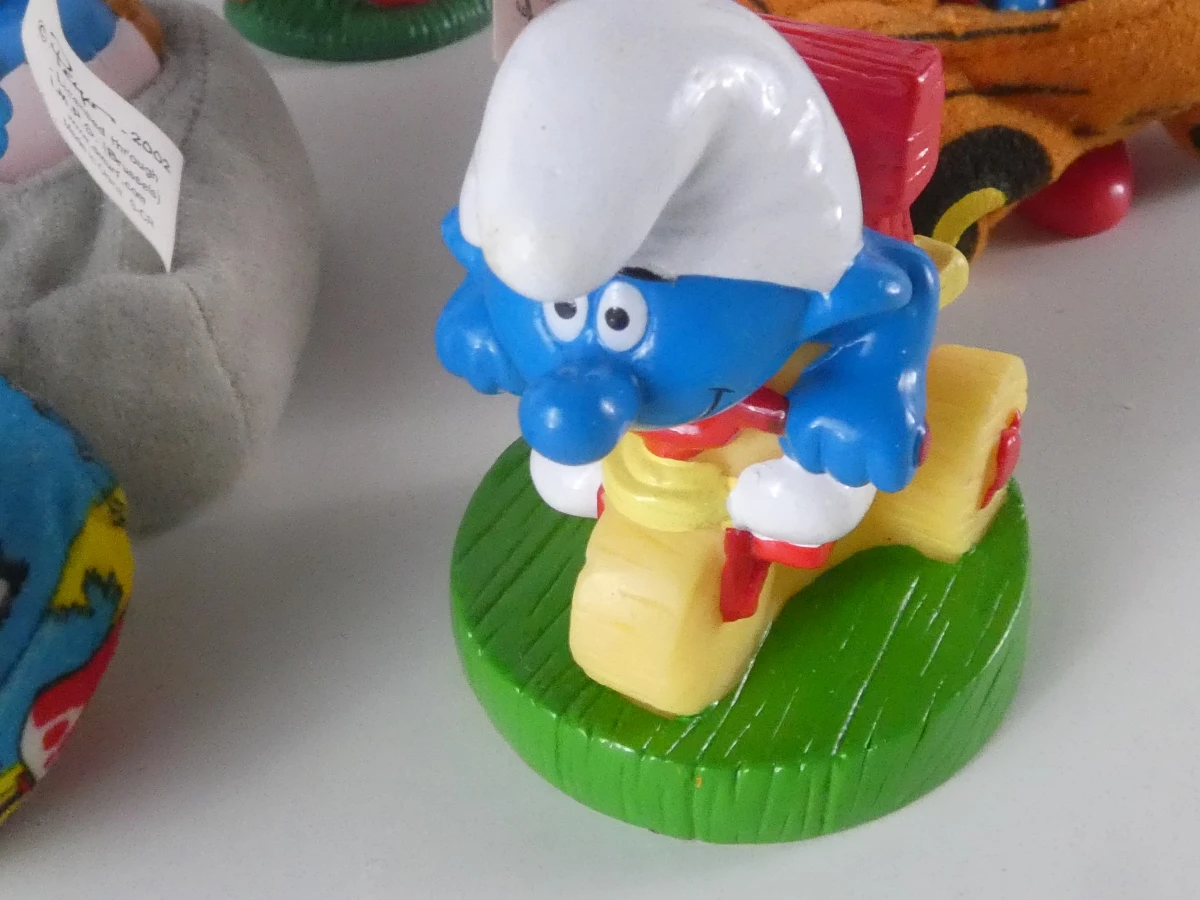 Lot van Smurfenfiguren met Gargamel-knuffel. - foto 11