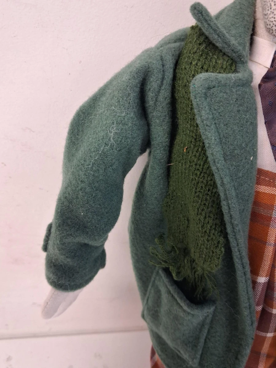 Kunstpop (art doll) gemaakt door de bekende Poolse kunstenaar Paweł Althamer en zijn vrouw Monika Szambelan - foto 3