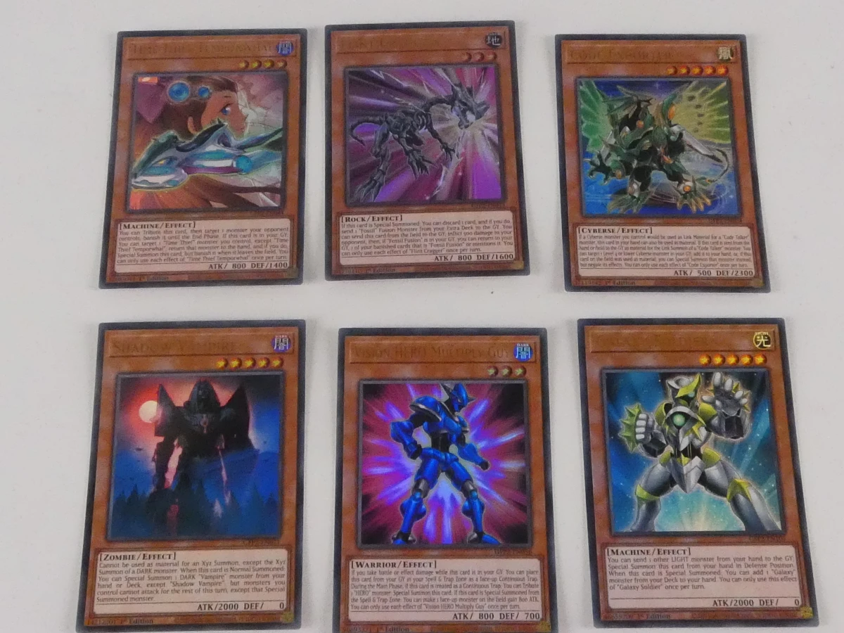Yu-Gi-Oh! Legendary Decks II – Gouden Verzameldoos - foto 22