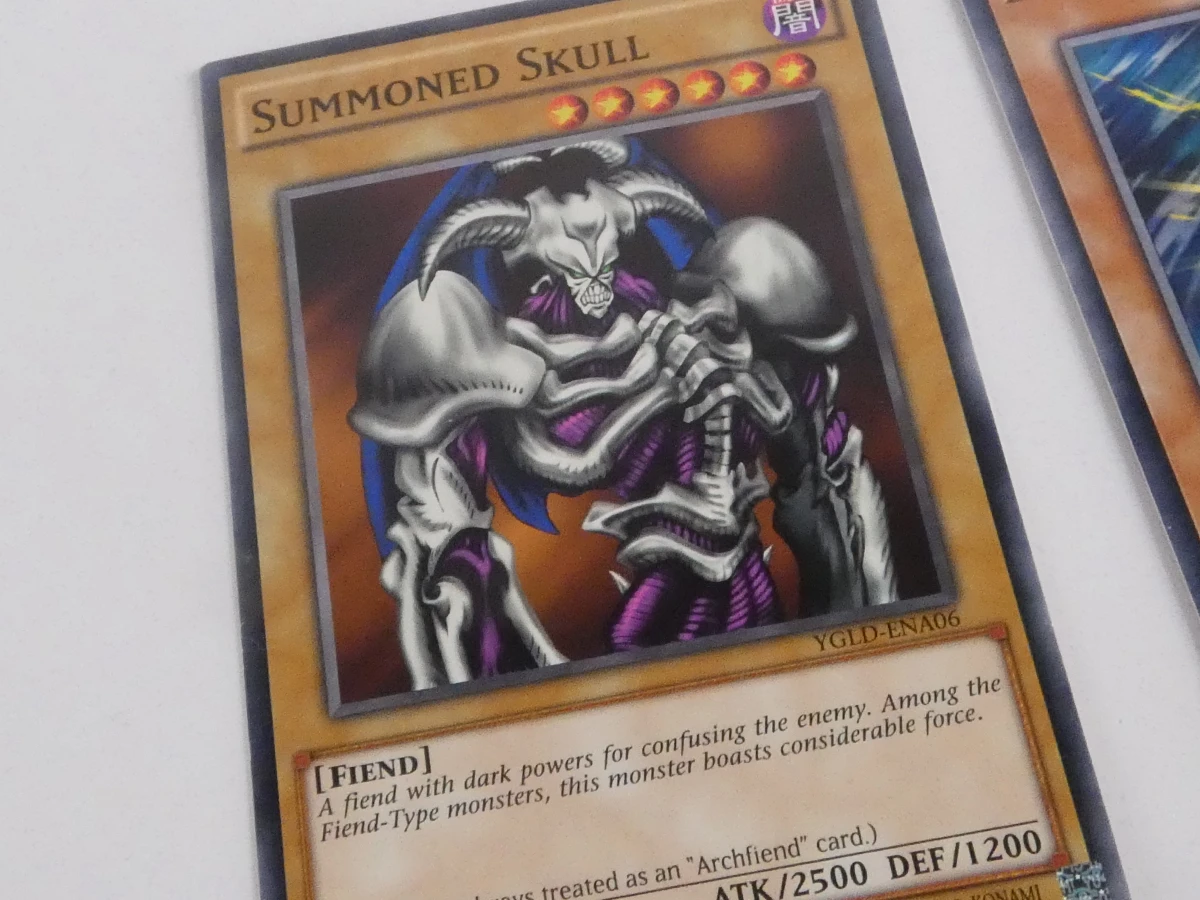 Yu-Gi-Oh! Legendary Decks II – Gouden Verzameldoos - foto 37