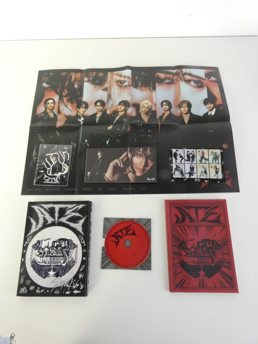 2 K-pop CD boxsets Stray Kids en Blackpink - foto 11