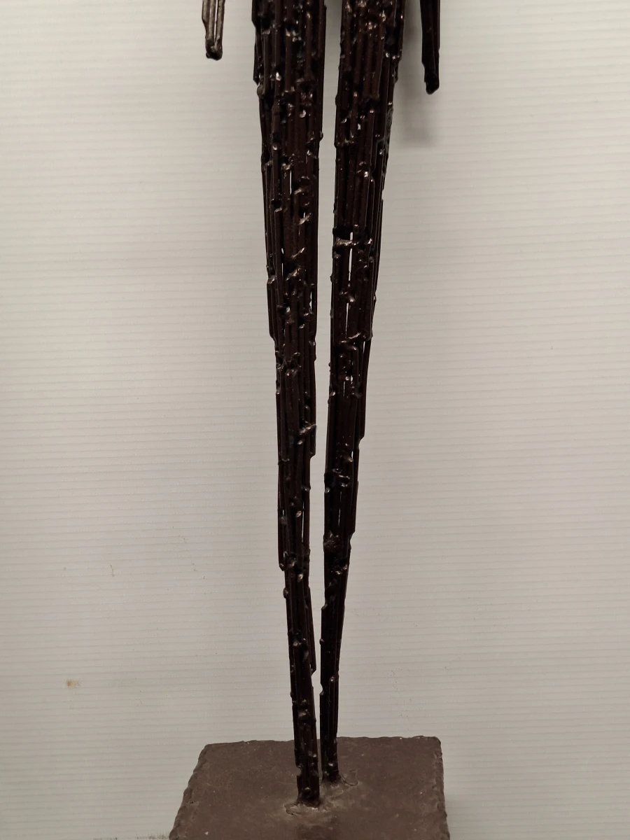 Paar modernistische metalen beelden in de stijl van Alberto Giacometti - foto 9