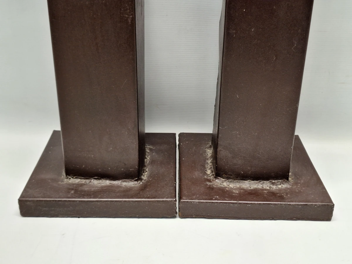 Paar modernistische metalen beelden in de stijl van Alberto Giacometti - foto 10