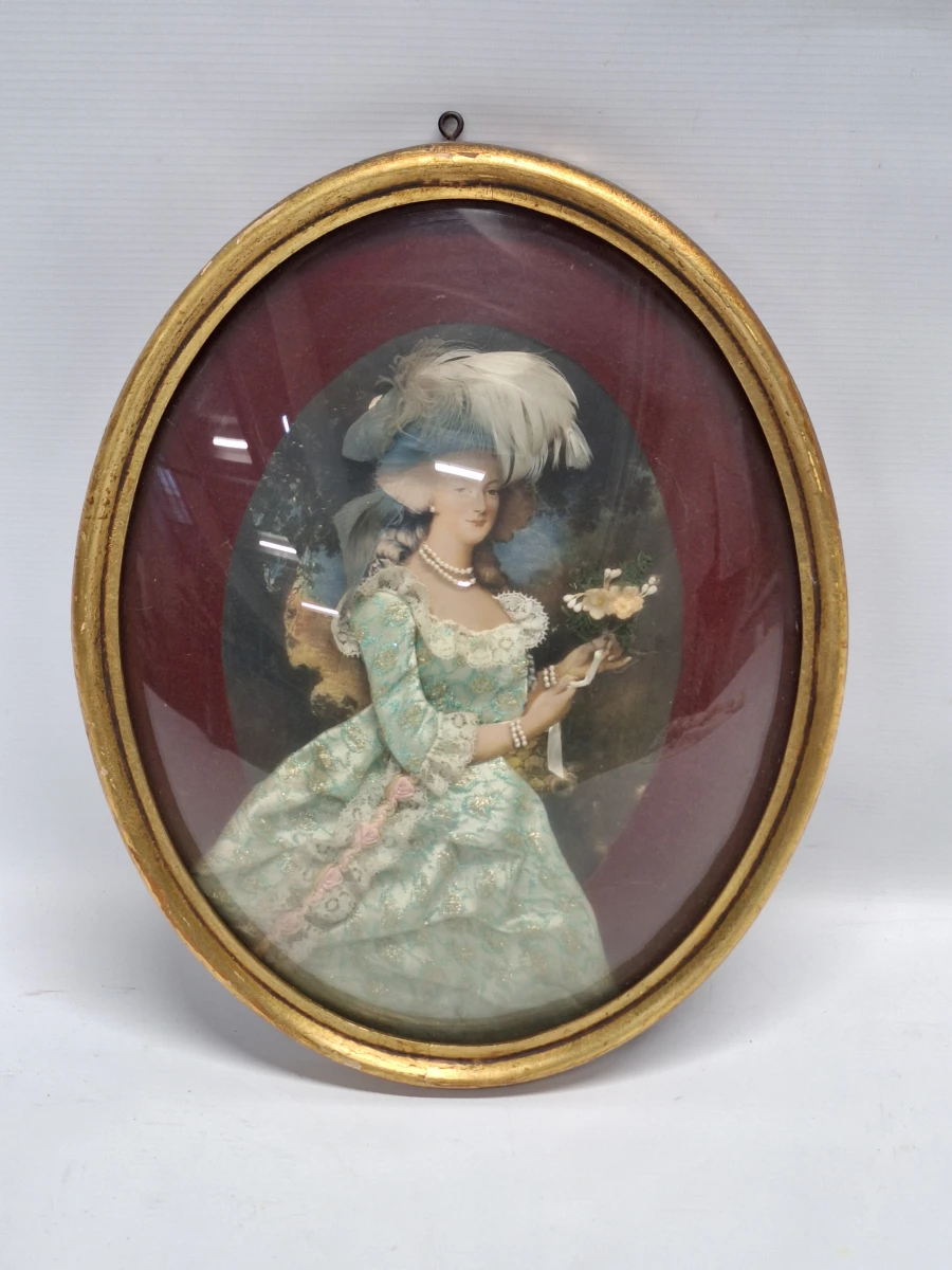 Set van 2 antieke ovalen 3D diorama kijkkasten / textielschilderijen in vergulde lijsten - foto 11