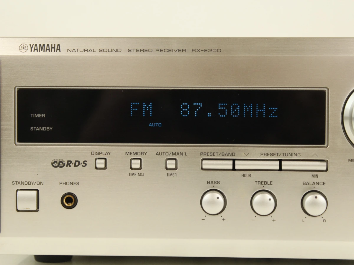 Yamaha PianoCraft E200 – Hifi-stereoset met CD-speler, receiver en luidsprekers - foto 10