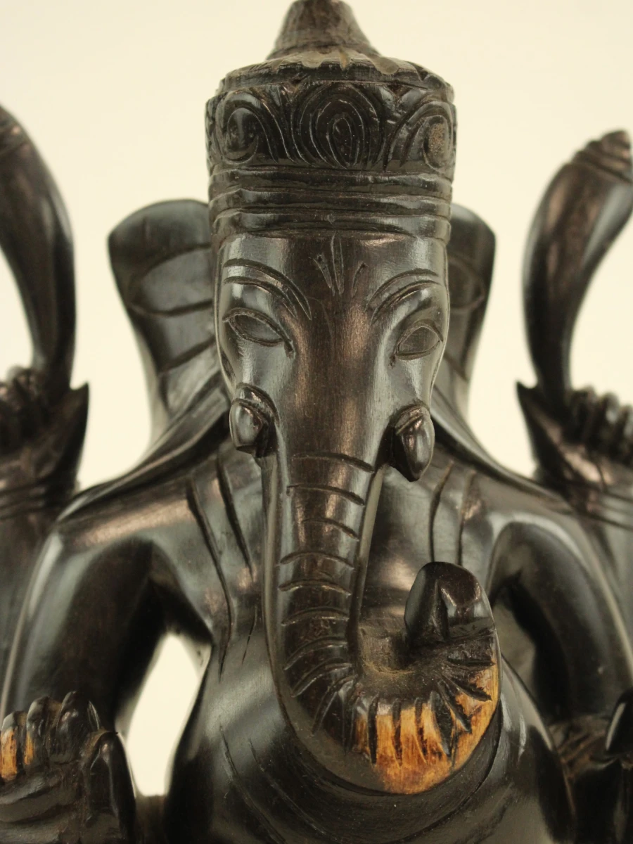 Houten beeld van de indische god Ganesha - foto 5