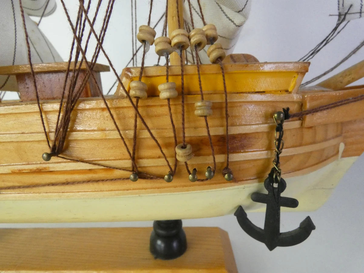 Set van 7 decoratieve houten modelzeilschepen - foto 30