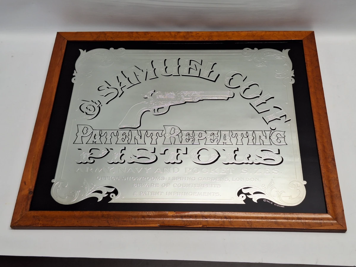 Vintage reclamespiegel "Samuel Colt Patent Repeating Pistols" - pubspiegel in houten lijst - foto 9
