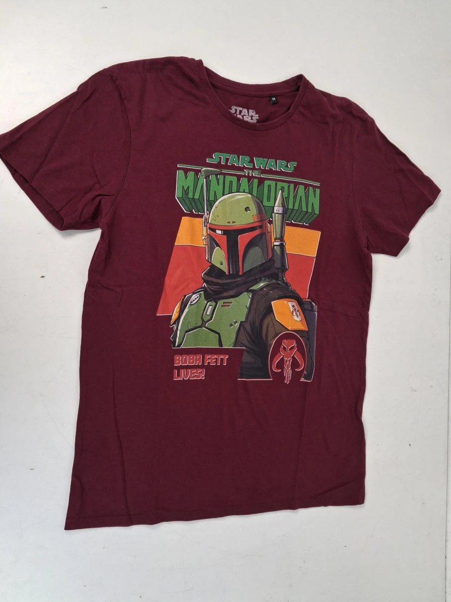 Star Wars: The Mandalorian ("Boba Fett Lives!") T-shirt, medium