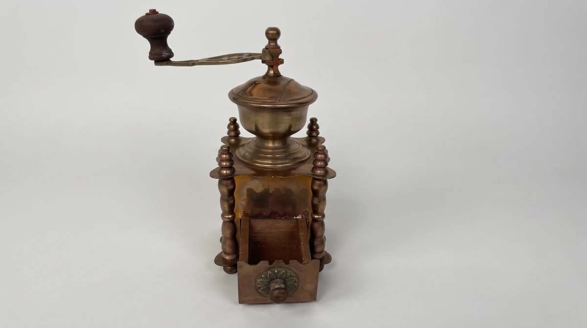 Koffiemolen Koper Messing Vintage Barokstijl Handmolen Decoratief - foto 3