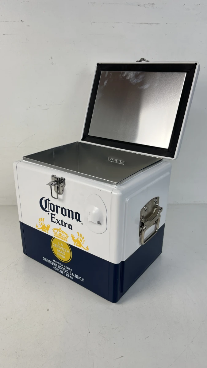 Koelbox Corona Extra retro metalen ijsbox met flesopener - foto 3