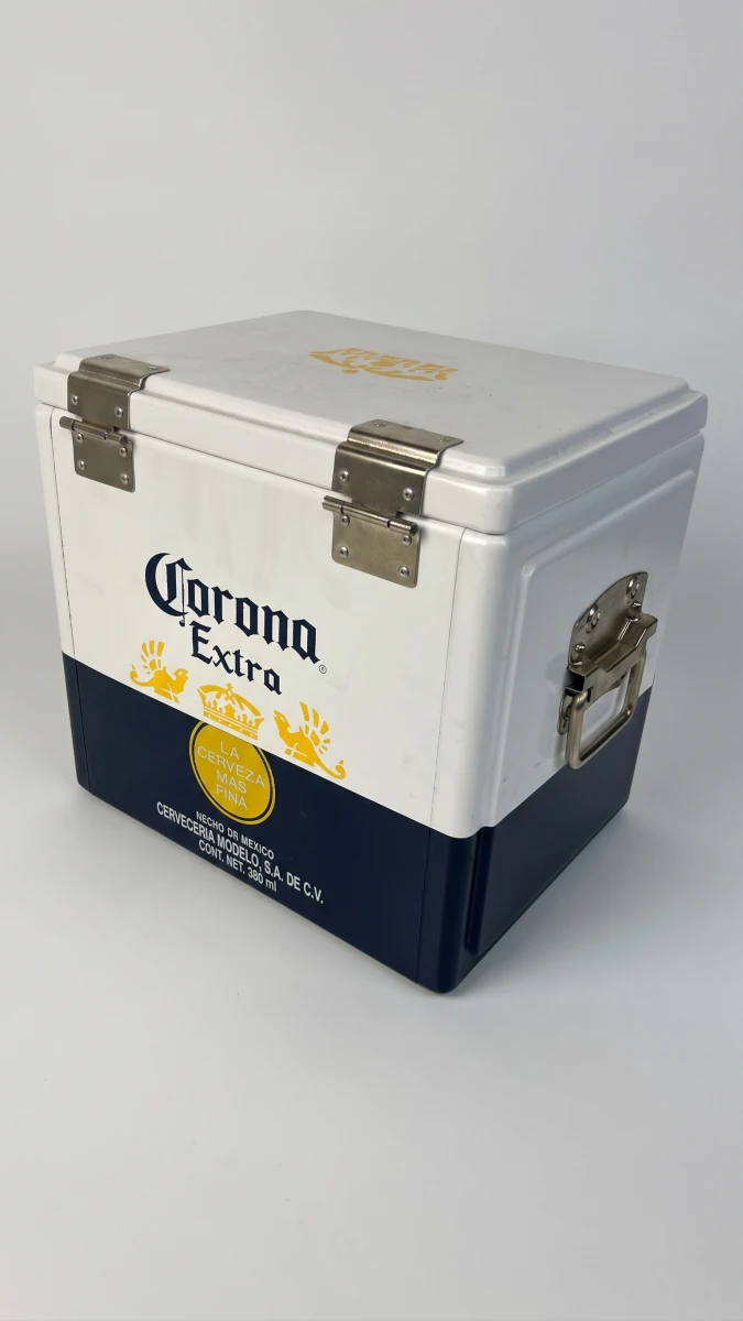 Koelbox Corona Extra retro metalen ijsbox met flesopener - foto 2